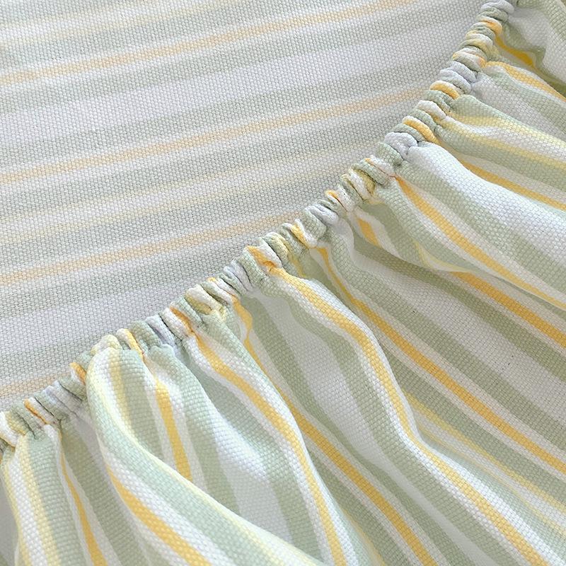 Printed Coarse Cloth Non-Slip Single Bed Sheet Set with Mattress Protector