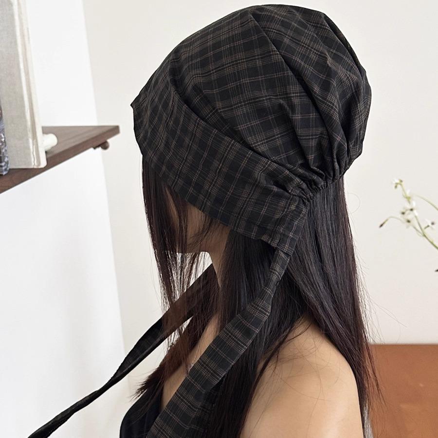 

plaid strap bag head hat women s spring and summer new niche fashion design sense versatile cover head cold hat one size fits all (52-58 cm)