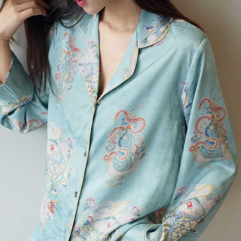 Blüten am Wegesrand: Damen Langarm Pyjama-Set im Nationalstil für Frühling und Herbst