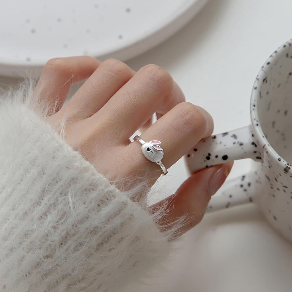 Cute Rabbit Cartoon Ring for Women – Adjustable, Fresh, Versatile, Fashionable and Stylish
