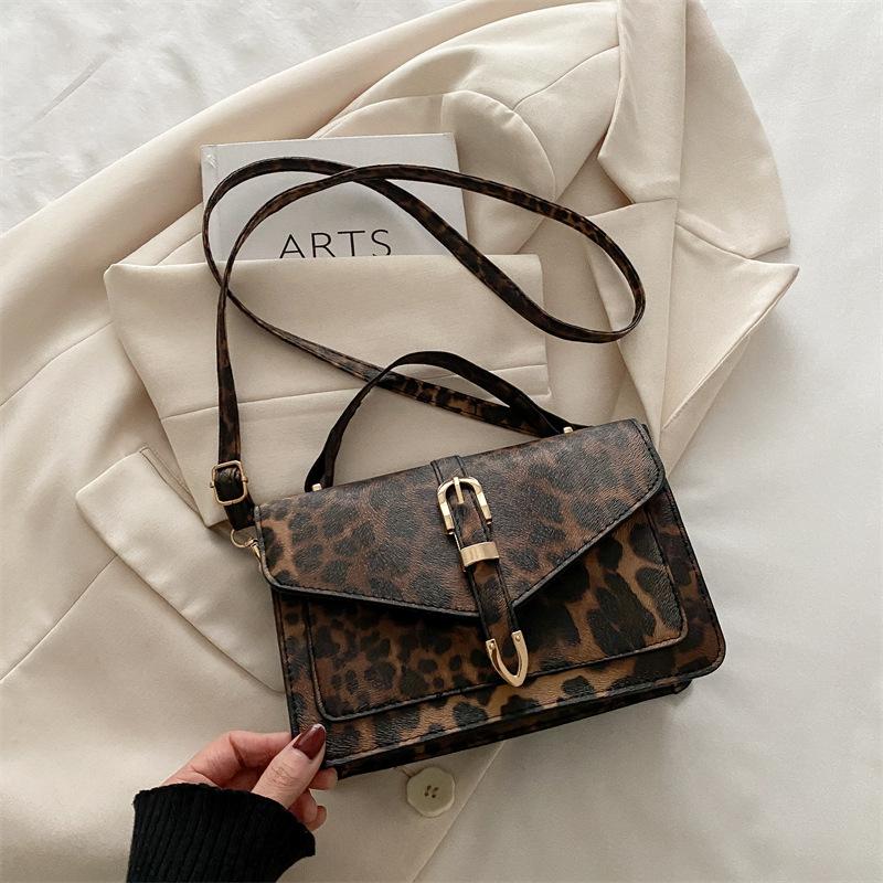 Small square bag leopard print bag fashionable small bag foreign style simple 2025 new trend shoulder bag messenger bag casual women