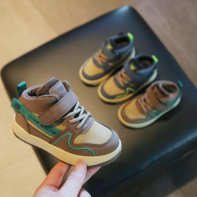 Children's sports shoes 2025 spring and autumn new boys and girls casual shoes high-top medium-sized children's board shoes soft-soled baby shoes s