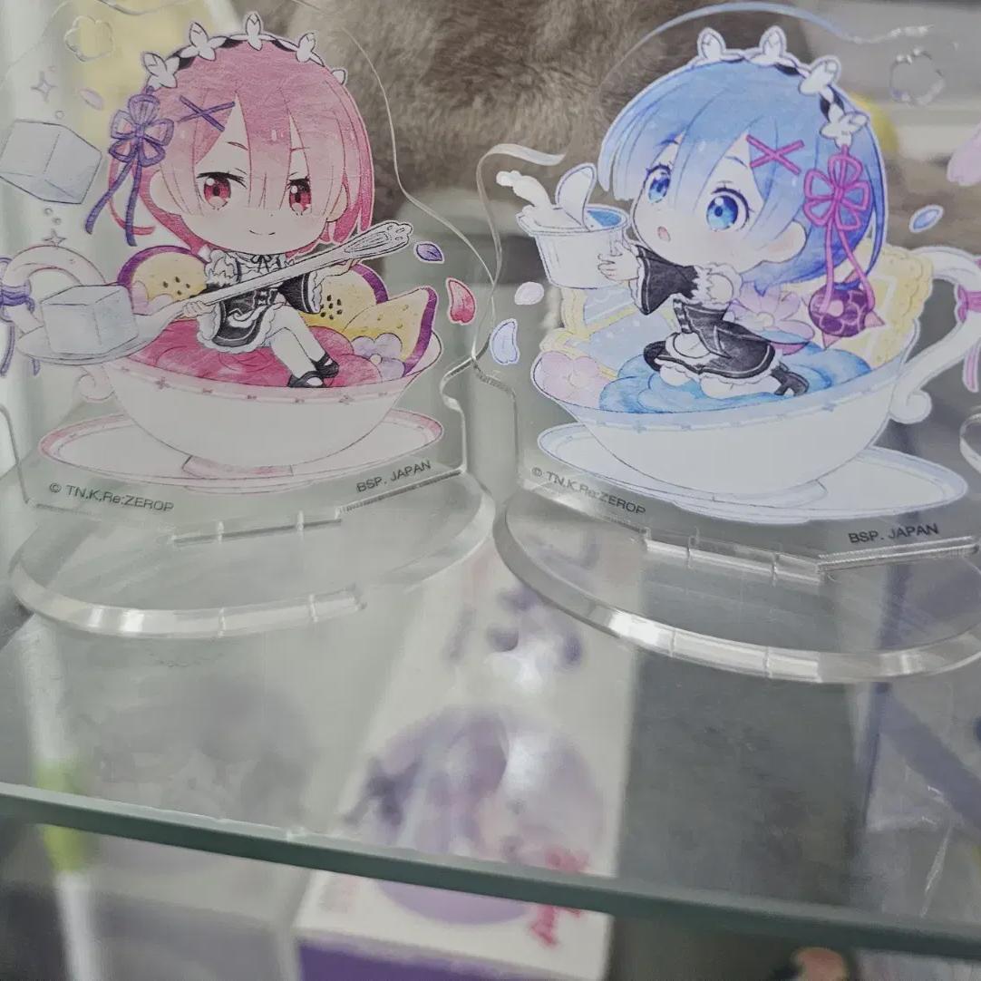 

Rizero Acrylic Stand Mini Bulk Sale