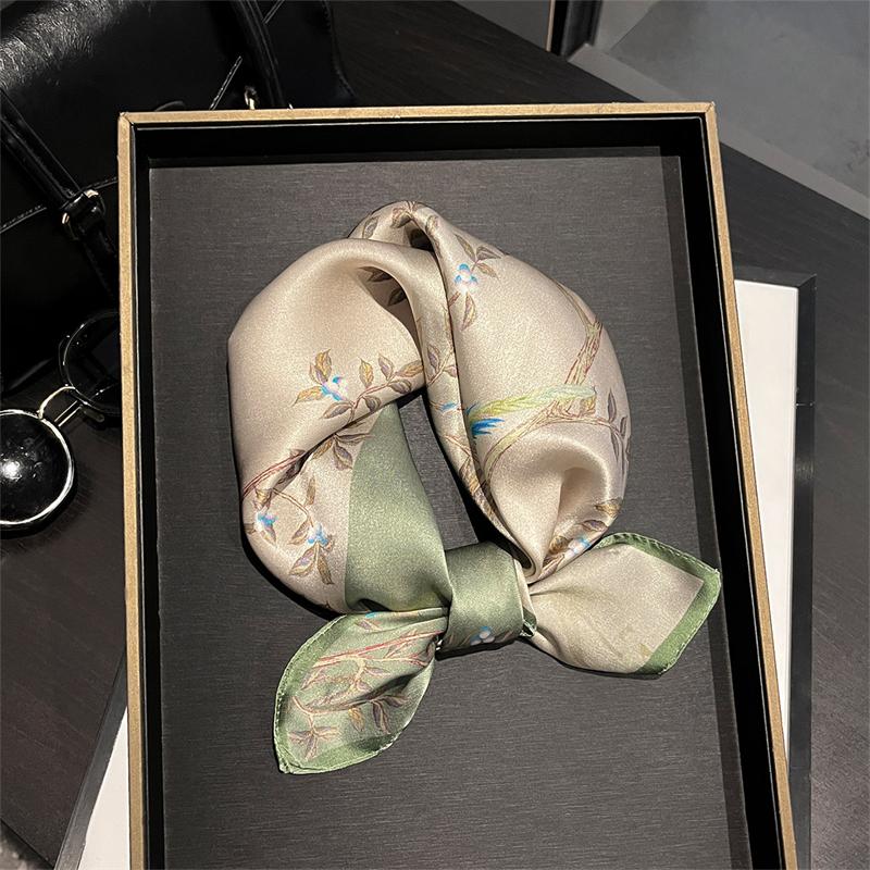 Printing Design 100% Pure Silk Square Scarf Women Fashion Luxury Brand Scarves Neckerchief Hair Hand Wrist Bandana Shawls