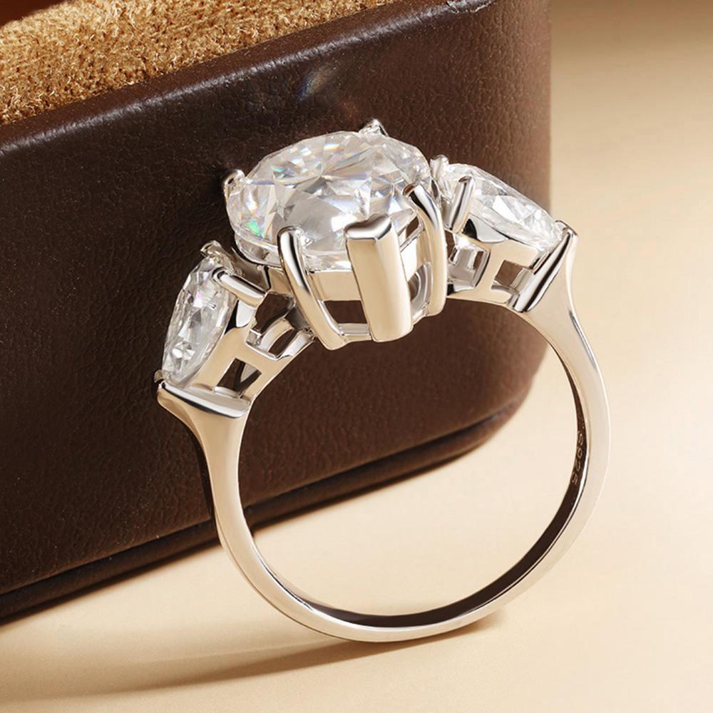 8 Carat Pear Cut All Moissanite Rings for Women Copper18K Plated 3 Stones Waterdrop Shape Engagement Wedding Band