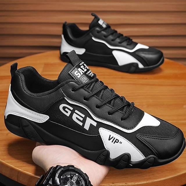 Fashion New flat casual shoes for spring and summer of 2025, comfortable and soft soled, anti slip running sports men's shoes