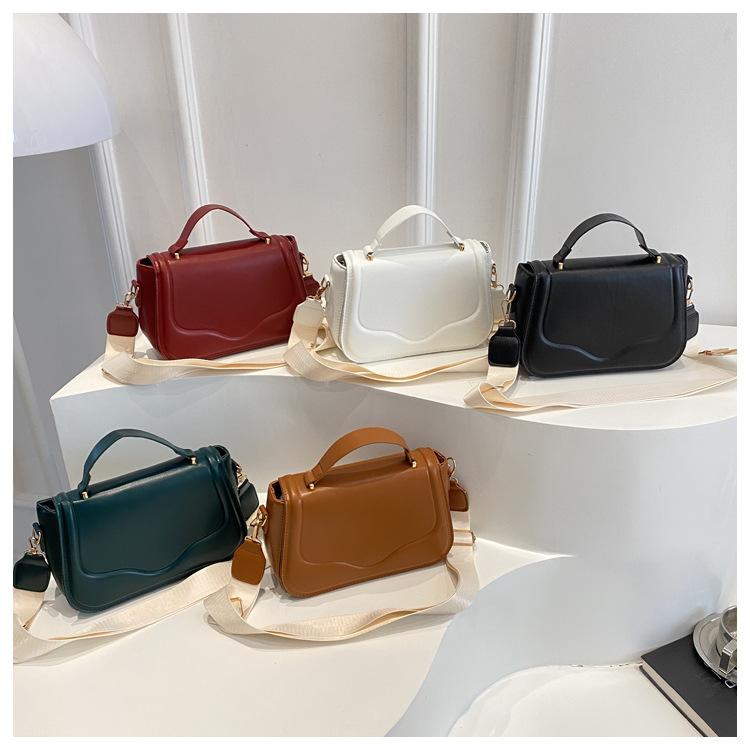 Fashi Versatile Women Pu Shoulder Bags Outing Portable Ladies Adjust Crossbody Bag Simple Solid Color Female Saddle Handbag