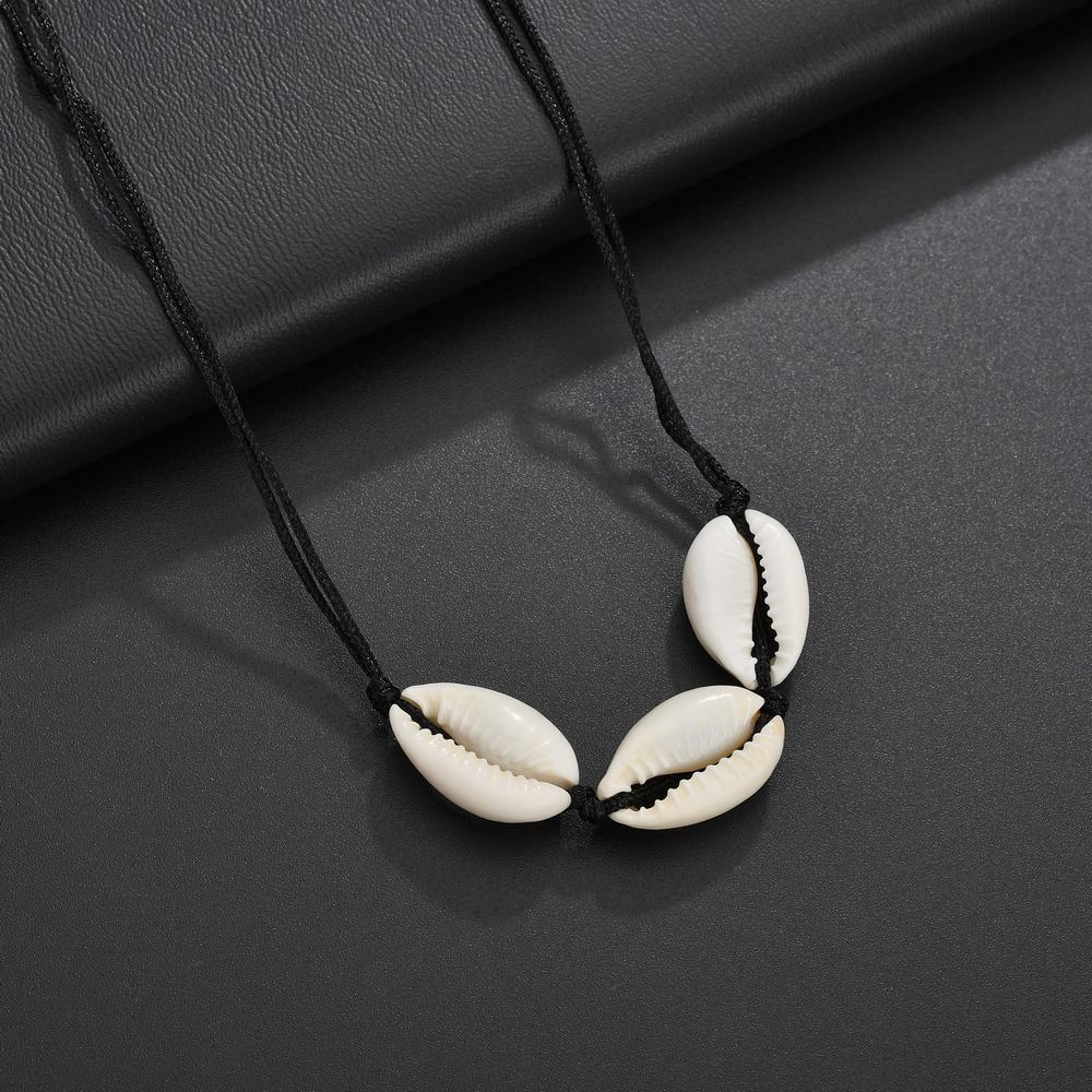 E-commerce, shell necklace, knotted single/three shell leather rope necklace.