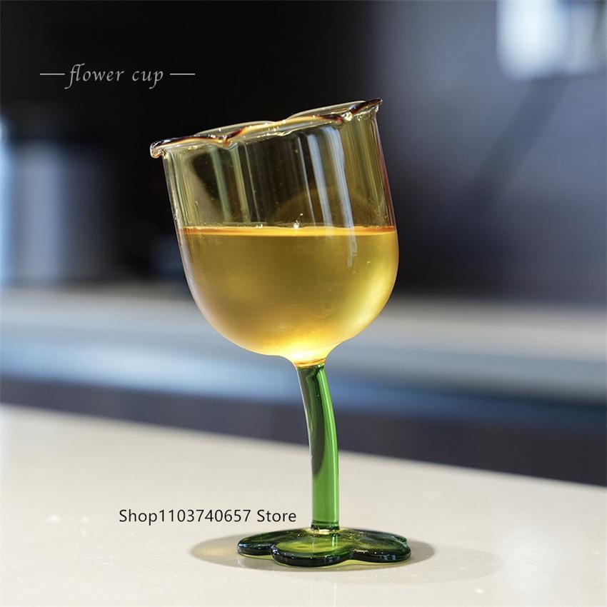 Ins Niedlicher Schiefköpfiger Blumenbecher Kreativer Bunter Außerirdischer Kelch Vintage Französischer Stil Personalisierter Champagnerkelch