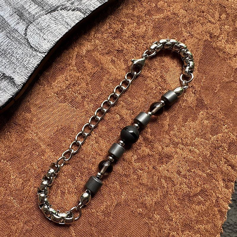 Gaga Unisex Retro Obsidian Bracelet: Cold Style Titanium Steel Accessory