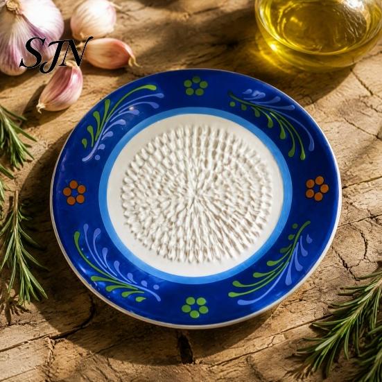 Ręczny Akcesorium Kuchenne do Tarcia Ceramiczna Tarcza do Tarcia Imbiru i Czosnku, Tarka z Ostrymi Zębami, Łatwe Niezbędne do Pasty do Czyszczenia Tarki Puree