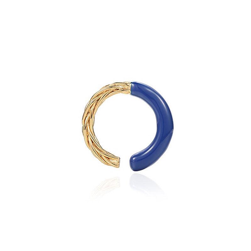 Beautifully Crafted 925 Silver Ring With Unique Interlaced Design Geometric