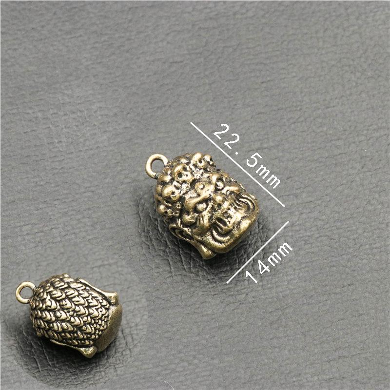 Messing Vajra Stößel Schlüsselanhänger: Goldener tantrischer Anhänger & kleines Ornament