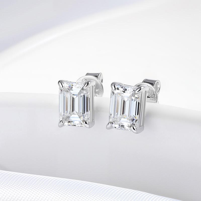 Smyoue 0.5-2CT Emerald Cut 18k Plated Moissanite Stud Earrings for Women Classic Bride 925  Silver Earring Lab Diamond