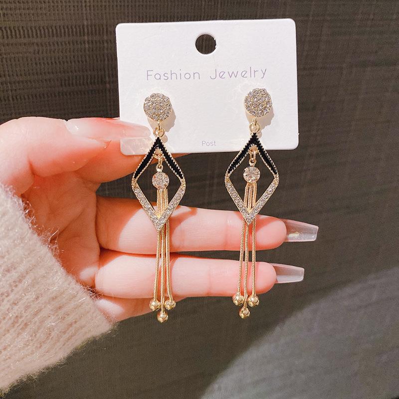 New popular geometric temperament silver needle fringed long earrings show face thin earrings jewelry geometric earrings