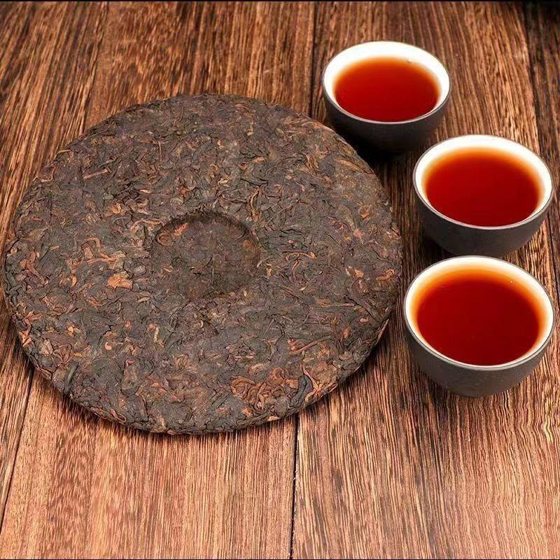 357g Yunnan Starý Puerh Zralý Čaj Tongqinghao 2008 Palácový Stařený Puerh Vařený Čajový Koláč