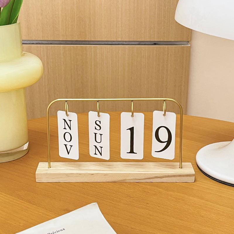 Minimalist Metal Frame Wooden Flip Calendar Desk Decor Home Office Gift Christmas Birthday Wedding
