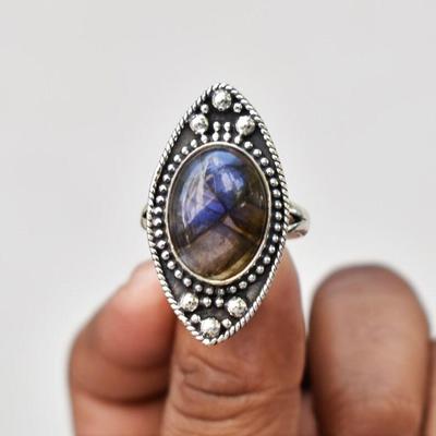Labradorite Oval Gemstone Ring, Solid 925 Sterling Silver Birthstone Ring, Unique Gift, Silver Ring, Boho Ring