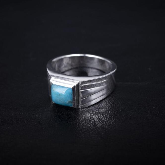Josilver Signature Square Ring (Type A)
