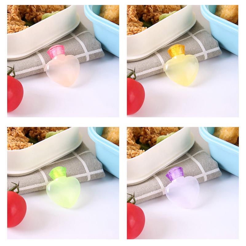 4Pcs Mini Portable Sauce Condiment Dispenser Bento Ketchup Bottle Plastic Sub-Bottling Seasoning Bottle Kitchen Accessories