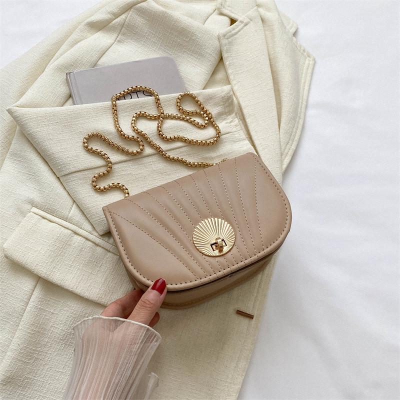 

Chic Saddle Bag For Women In Black White Purple And Khaki Stylish Everyday Use хакі