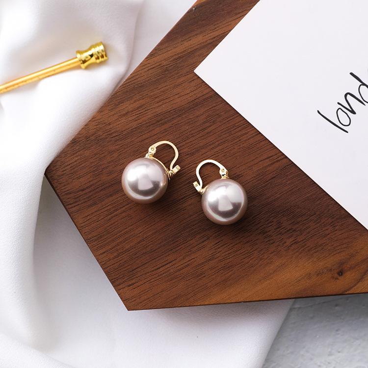 

Small earrings in the wind, cold earrings, large pearl stud earrings, exaggerated temperament pearl earrings