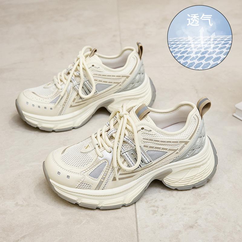 Inner heightening platform retro dad shoes women's 2025 spring new sports shoes casual shoes German training shoes Forrest Gump shoes women