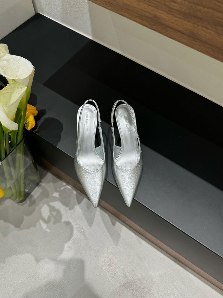 Women's Silver Pointed Toe Spring French Style Elegant Feminine Sandals - Perfect for Daily Wear