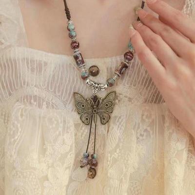 Κολιέ και μενταγιόν – Περιδέραια και κολιέ