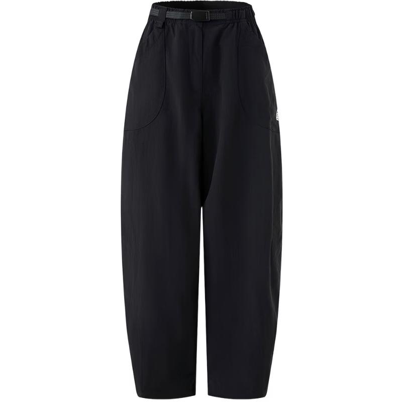 Nike Women's Loose Fit Straight Leg Cargo Athletic Pants