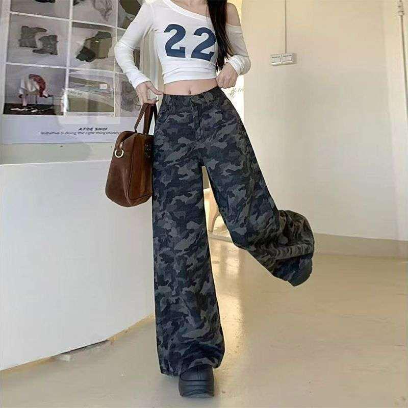 High-Waist Camouflage Wide-Leg Jeans for Women - Plus Size, Floor-Length, Slimming, Autumn 2026 Collection