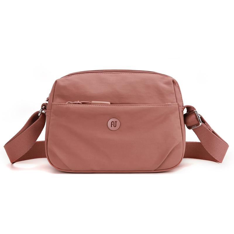 Commuter Shoulder Bag Women's Lightweight Multi-compartment Crossbody Bag