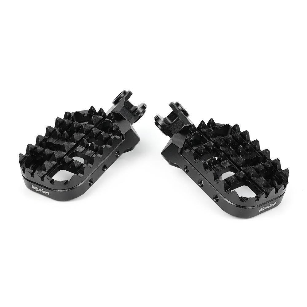 

Модификация передних подножек Kaiyue 450RALLY: Алюминиевые аксессуары для внедорожных мотоциклетных подножек.