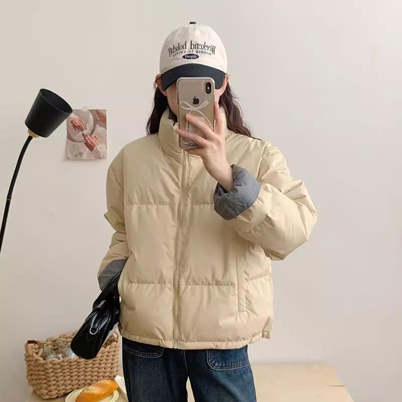 Women's 2025 Winter Korean Style Short Down Jacket, Thickened Stand-up Collar, Petite All-match White Duck Down Color Block Puffer.
