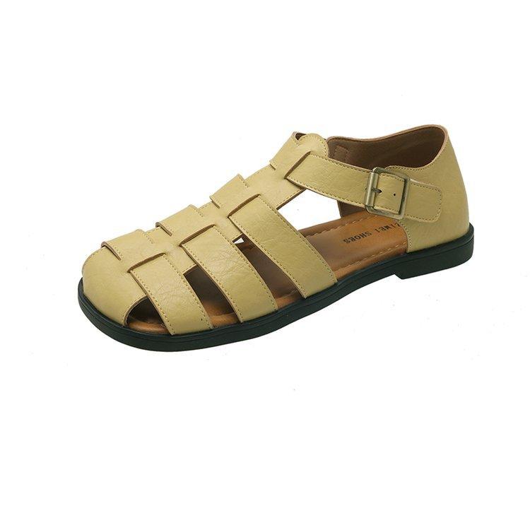 Retro Woven Baotou Sandals Women's Summer 2025 New Fashion Hollow Pig Cage Shoes Flat-soled Soft-soled Casual Roman Shoes