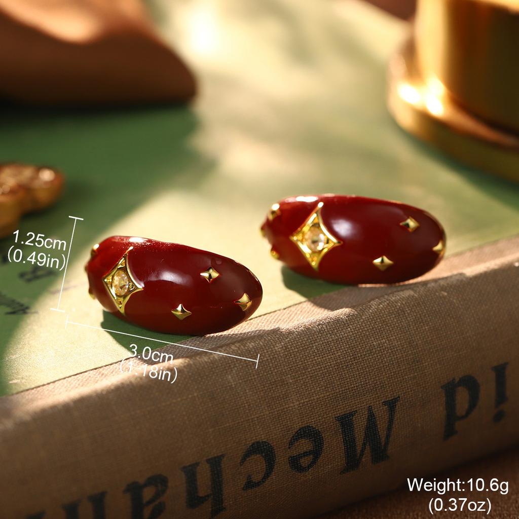 French red flower Hong Kong style earrings, silver needle high-end retro temperament earrings, pearl personalized color retention, niche earrings