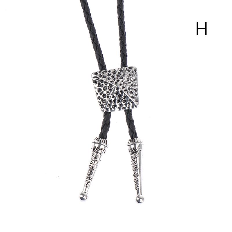 Vintage Personality Adjustable Bull Head Shirt Chain Solid Collar Rope Leather Necklace