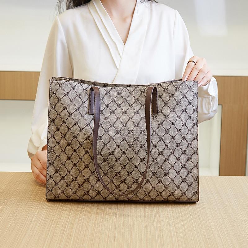 New Retro Printed Bag Portable Shoulder Large Capacity Tote Bag Simple Fashion Versatile Handbag