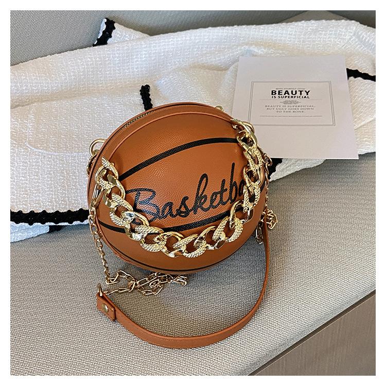 

Ланцюжок з літерами, тренд особистості 2024, нова мода, корейська версія, іноземний стиль, текстура, проста жіноча плечова маленька кругла сумка темно-коричневого кольору