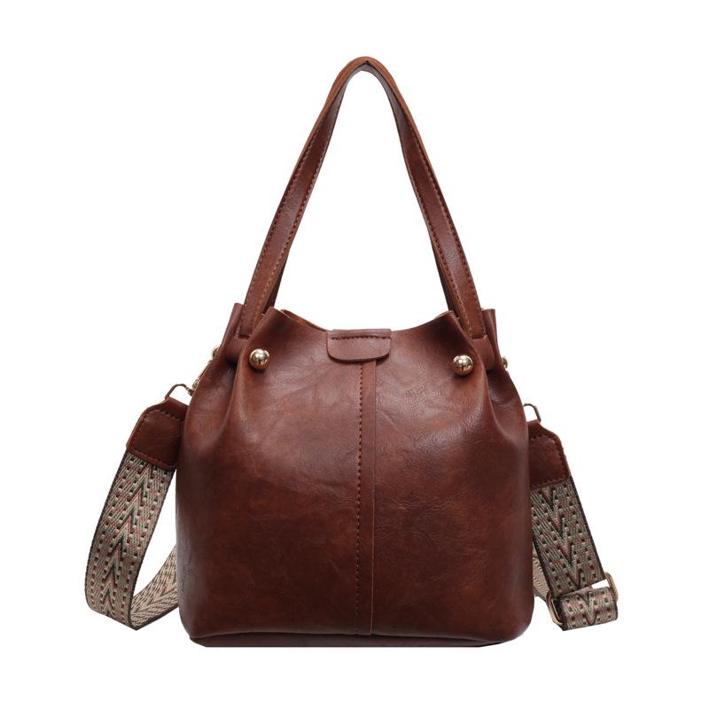 Versatile Korean High-End Bucket Bag: Spring & Autumn 2026 Wide Strap Crossbody Handbag for Women