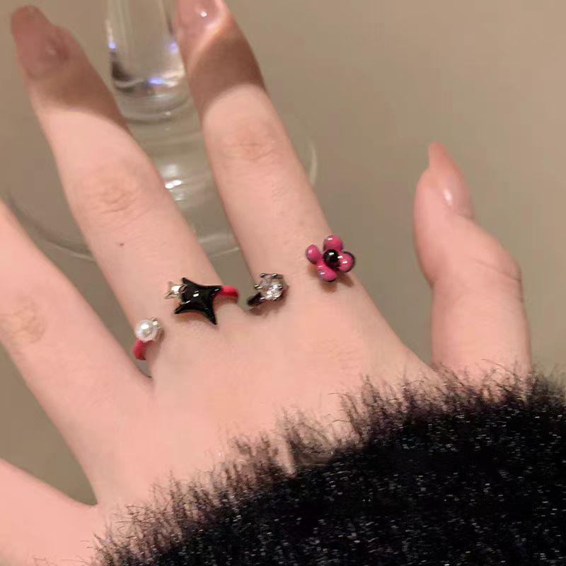 Wykwintny Otwarty Pierścionek z Wiszącą Gwiazdą Kwiatową 2025 - Słodki, Cool, Ekskluzywny Design