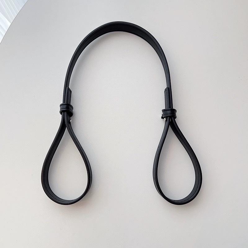 2024 Festive Red Knitted Handbags: Women's New Year Souvenir & Walking Bags