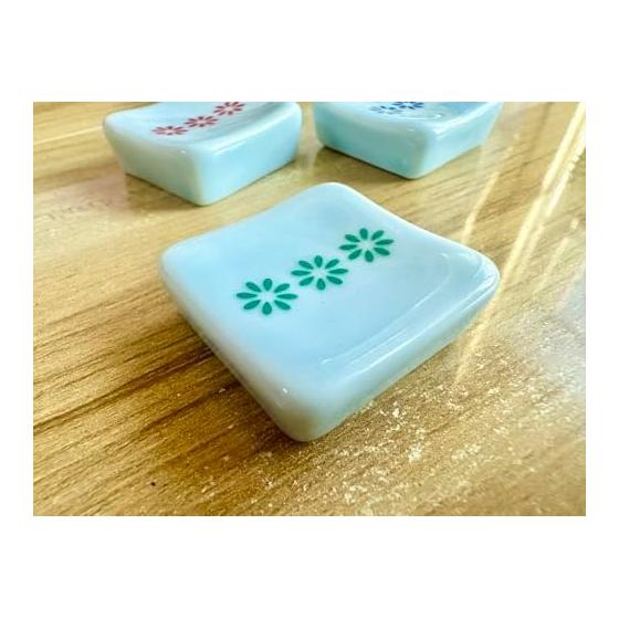 Speed Mao Cute Simple Floral Japanese Style Ceramic Chopstick Rests Cutlery Set of 6, Pottery, Red, Blue, Green