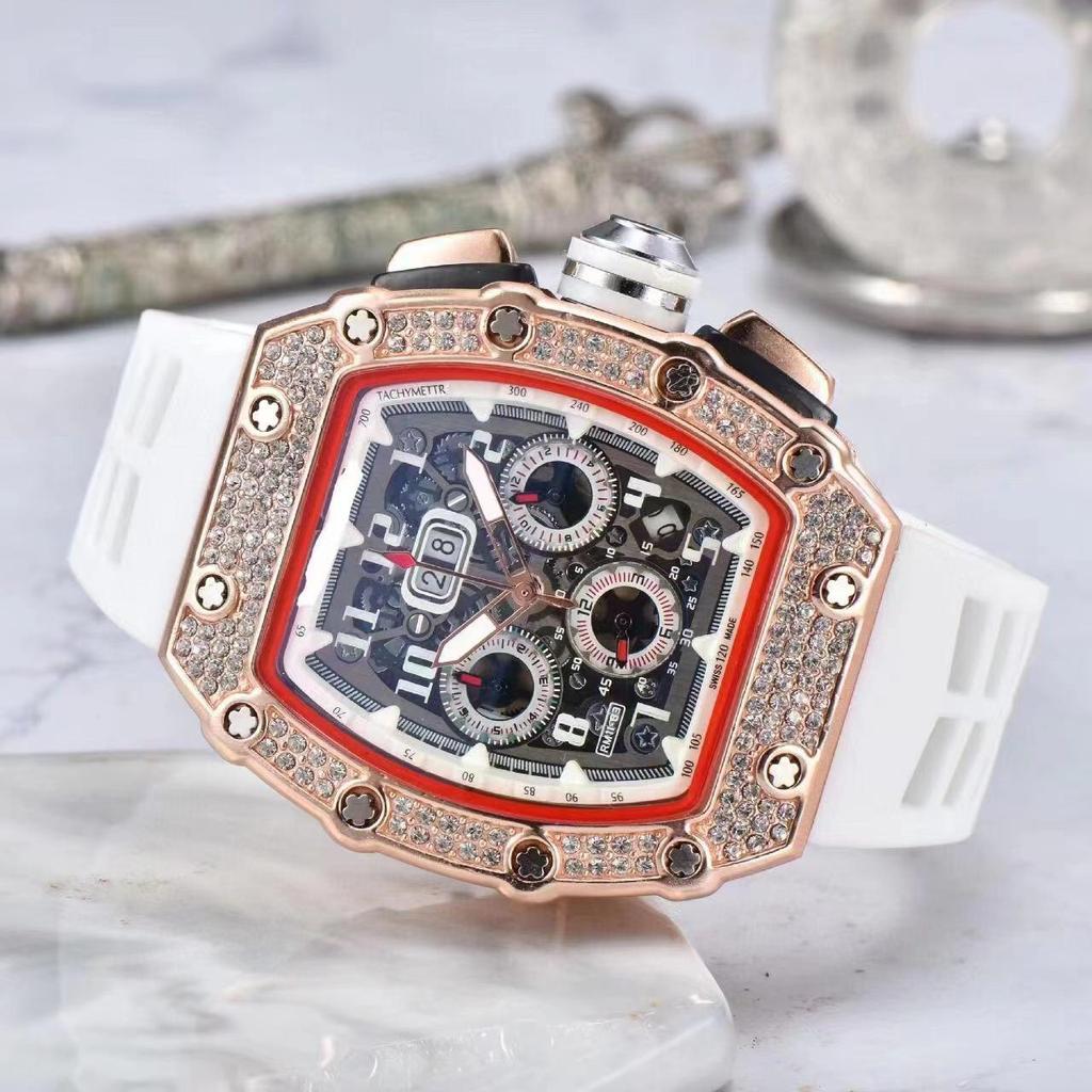 2020 European-American Diamond Skull Six-Hand Quartz Barrel Men's Watch