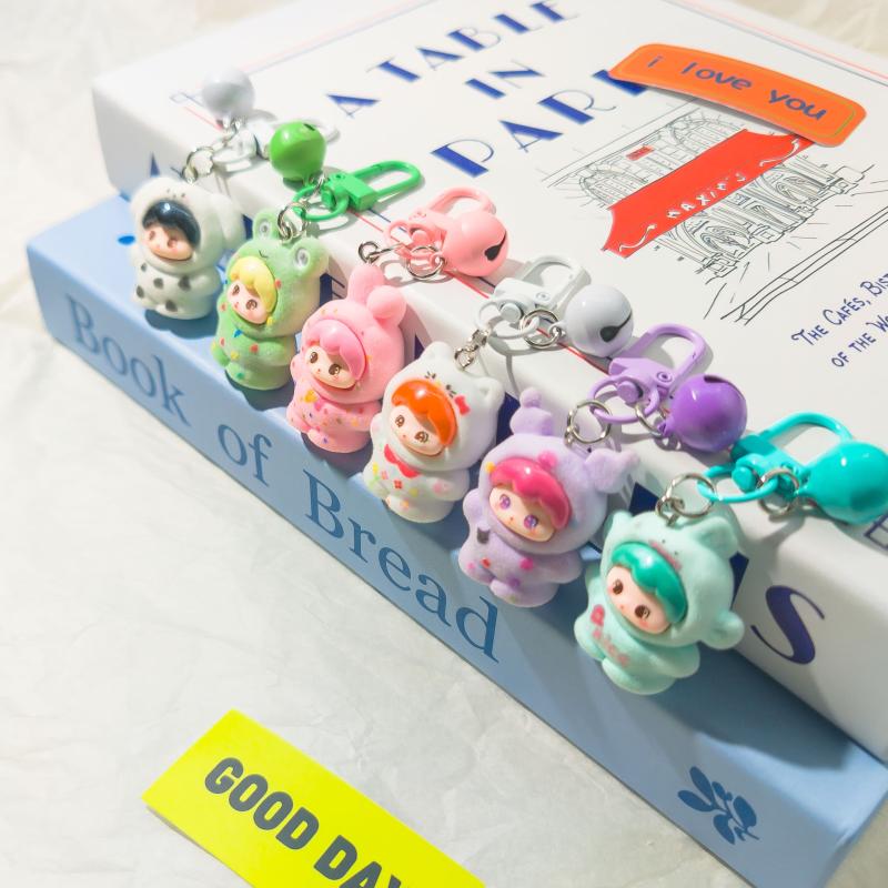 Desenho Animado Bonito Tridimensional Resina Boneca Chaveiro Pingente Enfeite de Bolsa Argola de Chave de Carro Requintado Acessórios de Decoração de Mochila Presente