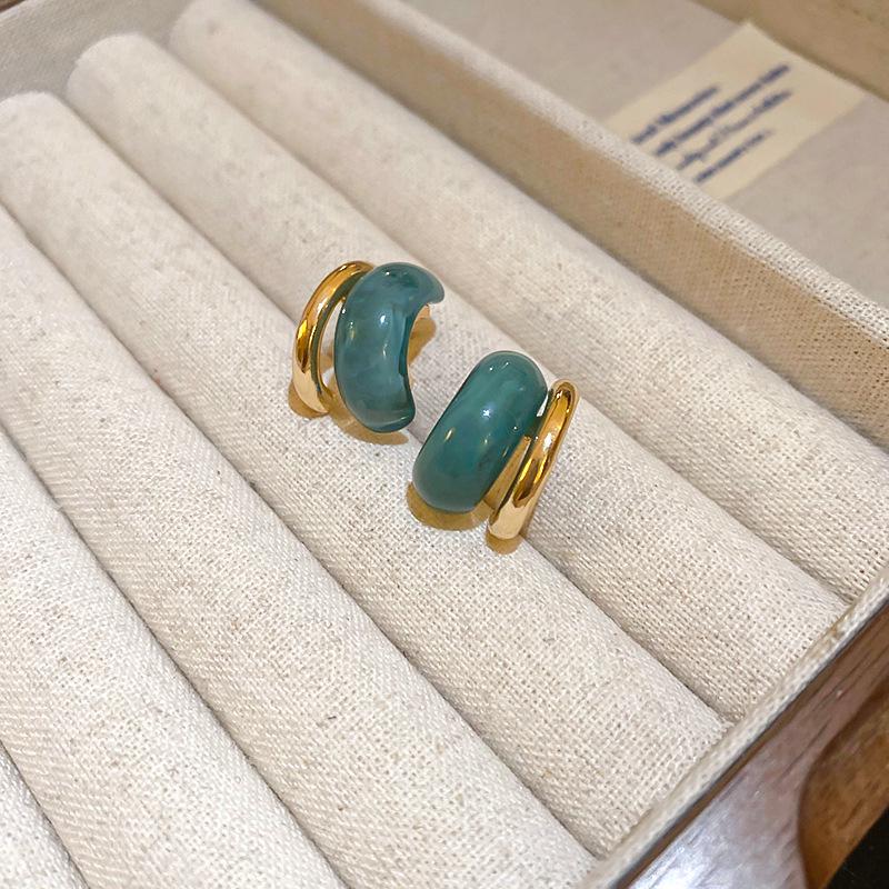 

Милые геометрические серьги-пусеты из смолы и стерлингового серебра - Модный дизайн высокого класса для женщин