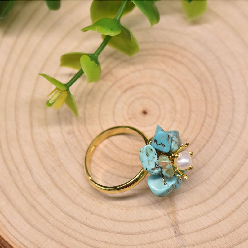 Pearl Ring Niche Retro High-end Flower Light Luxury Niche Ring Cool Style Elegant Accessory