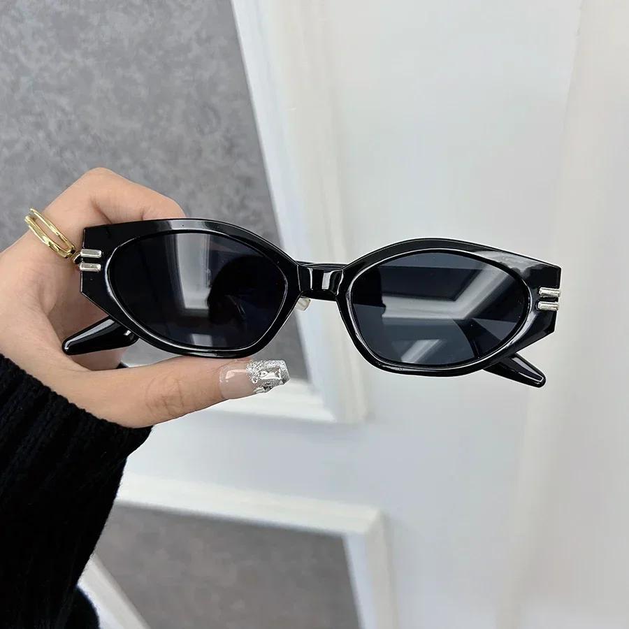 Casual Retro Cat Eye Sunglasses Women Men Vintage Square Female Male Glasses Small Frame Fashion