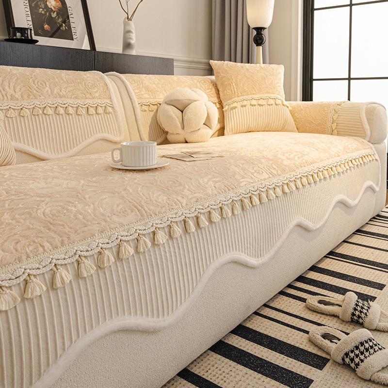 3D Rose Velvet Sofa Cushion Winter Thick Anti Slip Sofa Cover Towel Light Luxury One-piece Splicing Tassels Modular Sofa Cover