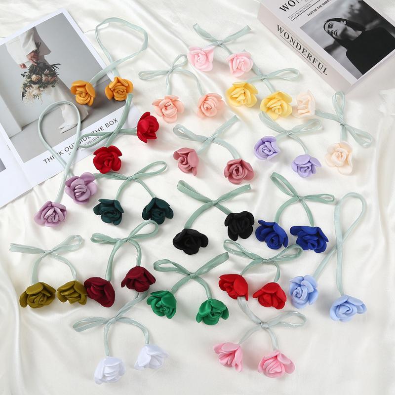 Rosen-Lange-Seil-Vorhangschmuck, Dekorative Blumenapplikation, Gehäkelte Applikation mit Paillettenstickerei, Bekleidungszubehör